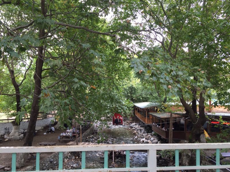 Kızılkeçili Piknik Alanı Dere