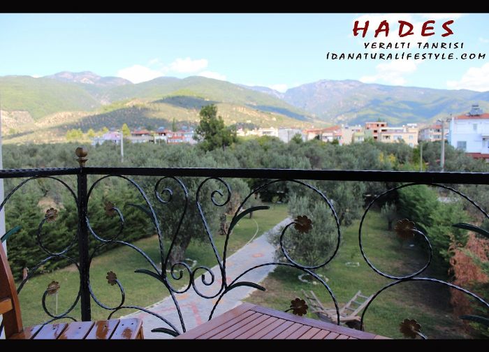 Hades Kazdağları Otel Odası
